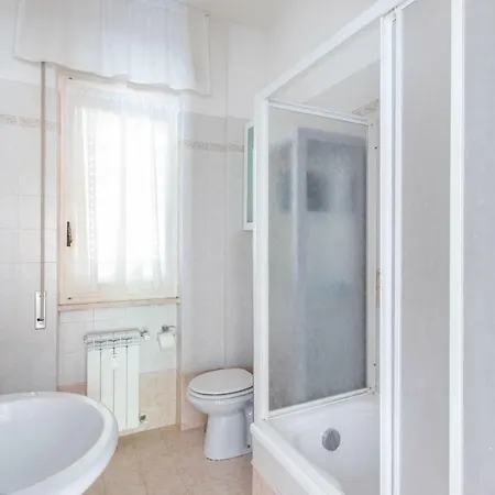 House Henry * Vado Ligure