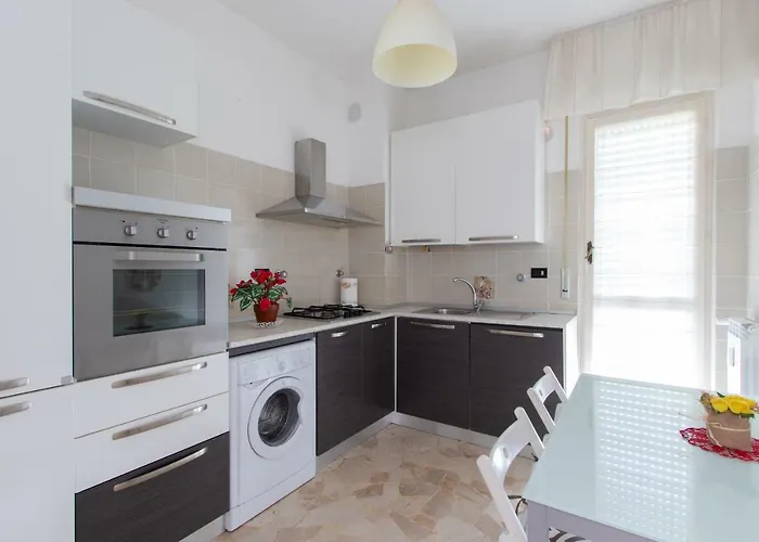 Apartament House Henry