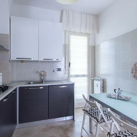 Apartment House Henry Vado Ligure